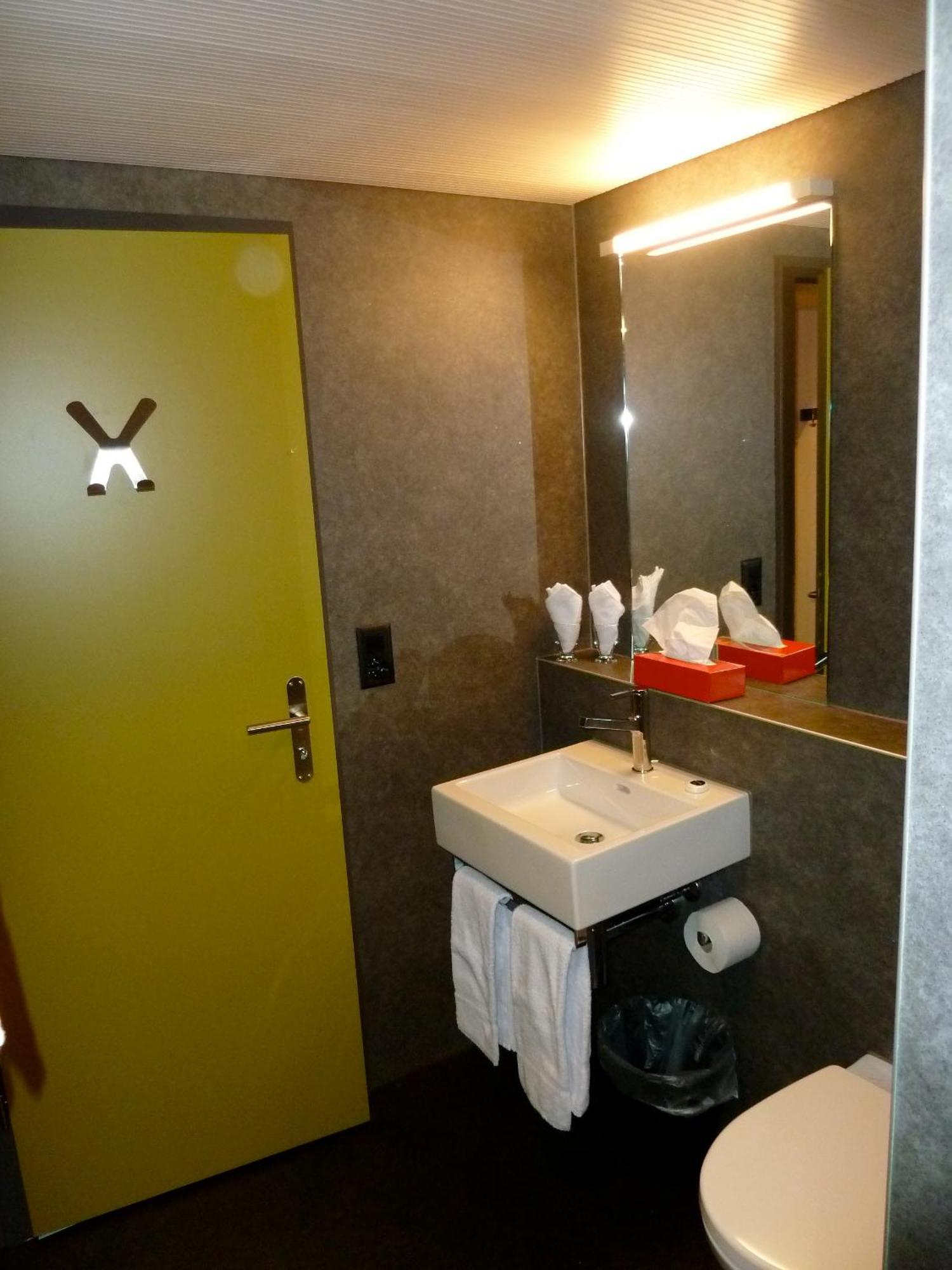 Gasthaus Sternen Rafz Zimmer foto